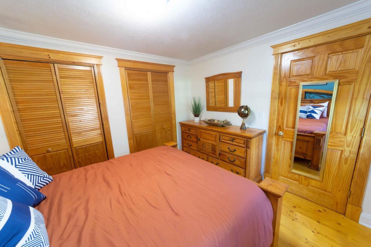 The Charming Glenn Cottage! Walk To Lake Michigan! Fennville Esterno foto