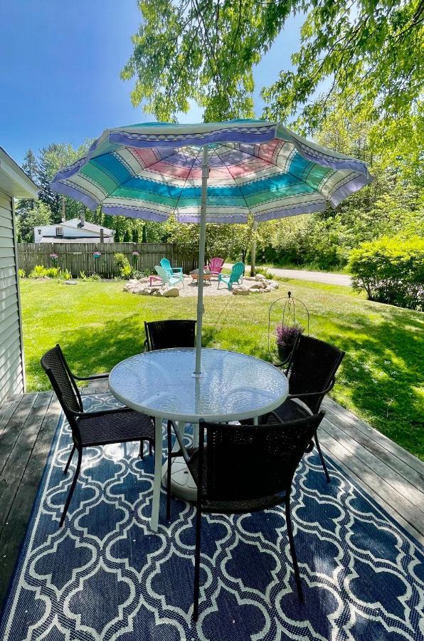 The Charming Glenn Cottage! Walk To Lake Michigan! Fennville Esterno foto